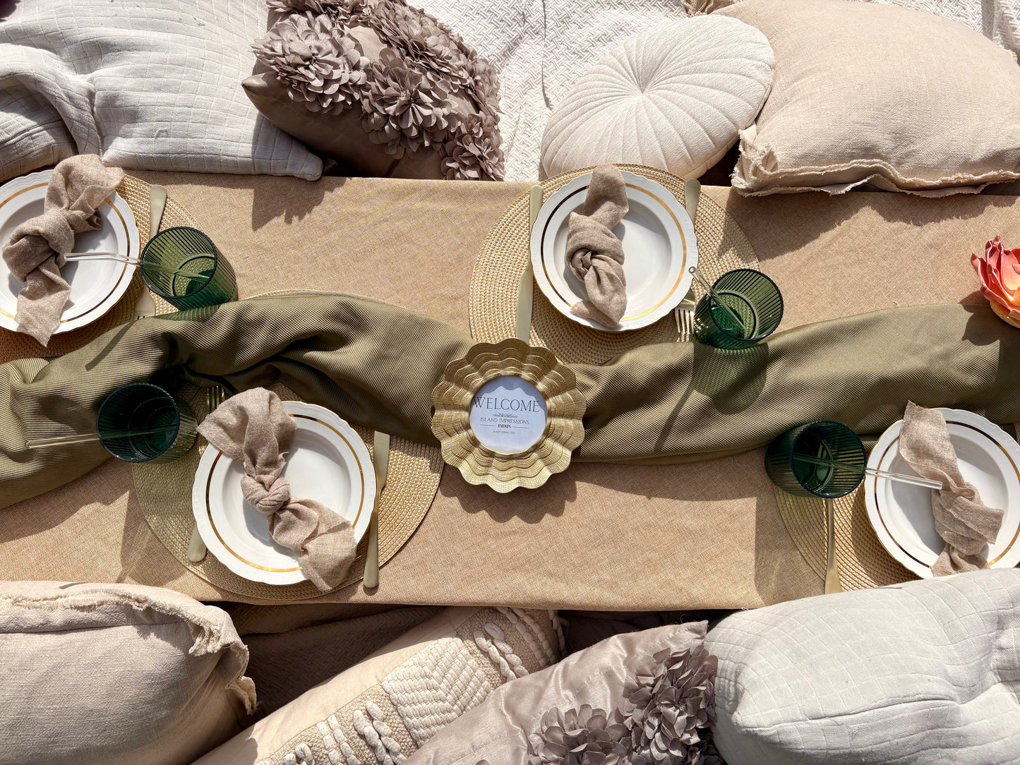 Boutique Picnic, Premium